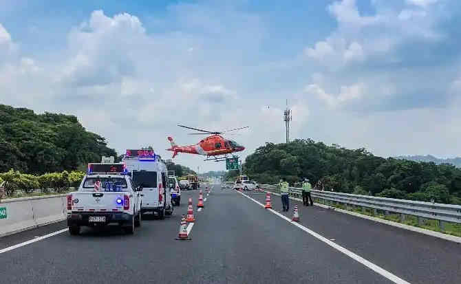 沈丘高速公路汽车救援案例